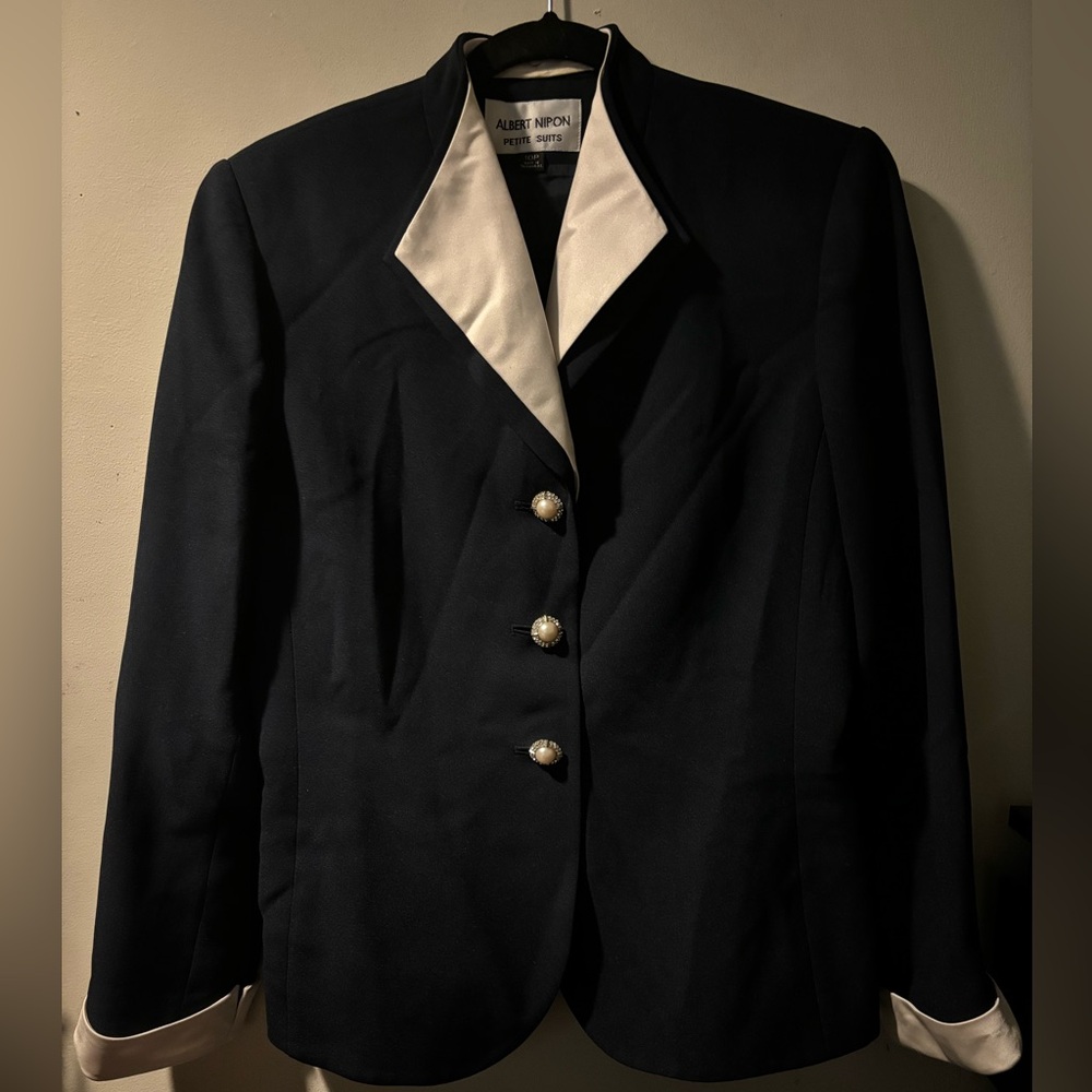 Albert Nipon Blazer - image 1